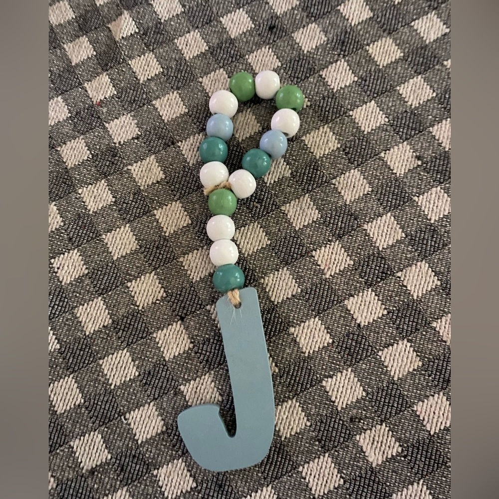 🎈New J Beaded Decor